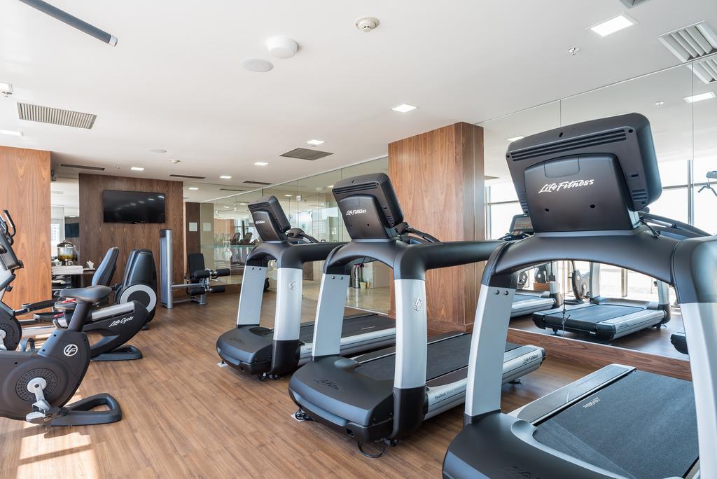 马拉蓬迪温莎酒店 里约热内卢 外观 照片 The gym at the hotel